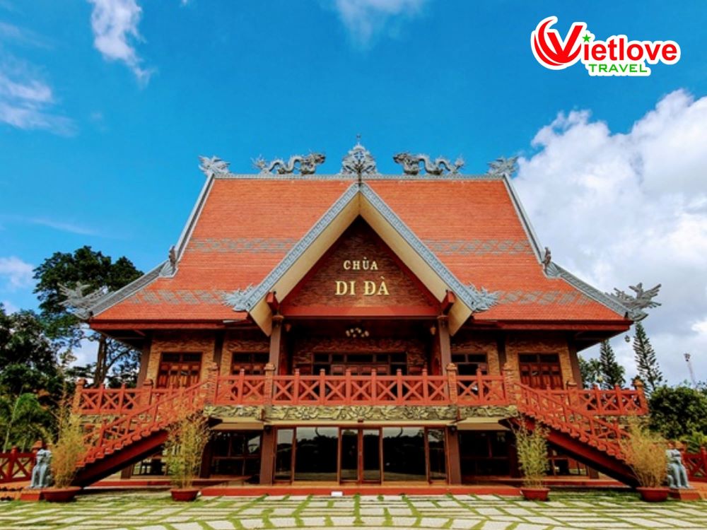 vietlovetour.com