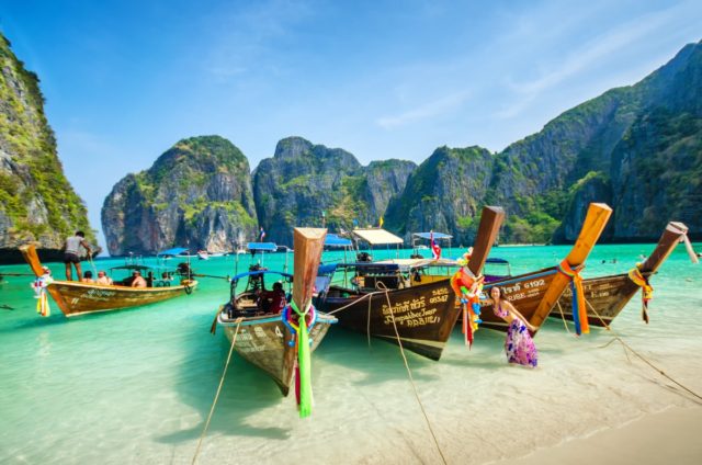 vietlovetour.com